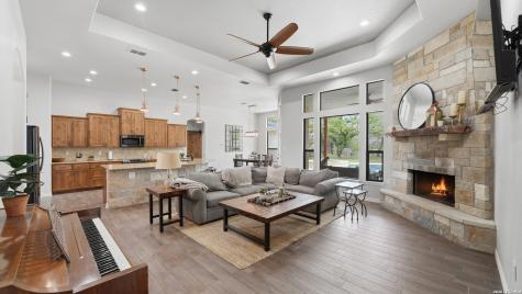 129 Sendera Crossing La Vernia TX 78121
