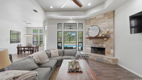 129 Sendera Crossing La Vernia TX 78121