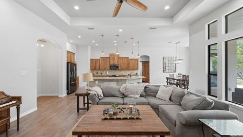 129 Sendera Crossing La Vernia TX 78121