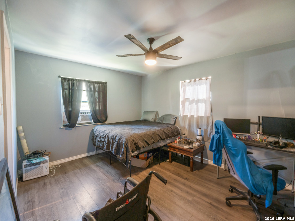 1705 Rolling Hills Road Blanco TX 78606