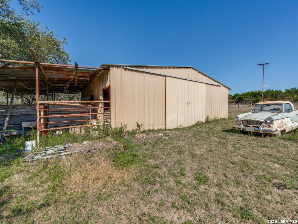 1705 Rolling Hills Road Blanco TX 78606