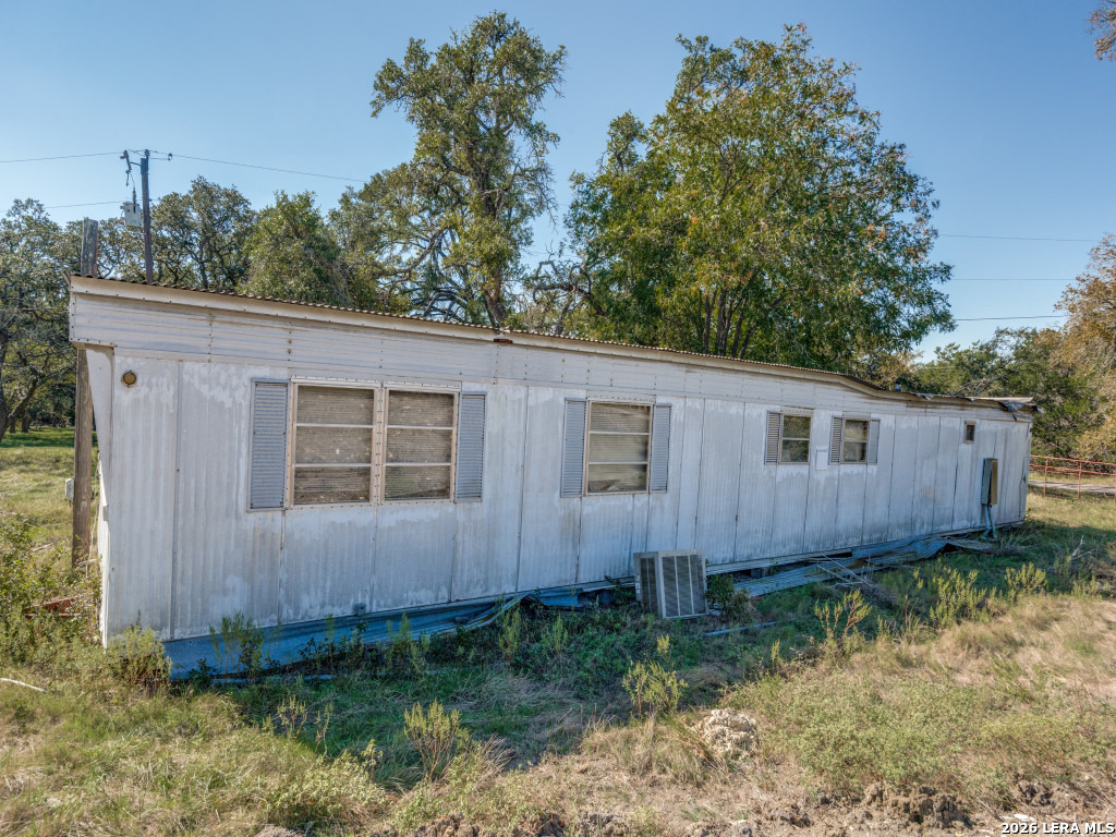 1705 Rolling Hills Road Blanco TX 78606