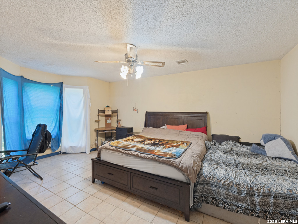 1705 Rolling Hills Road Blanco TX 78606