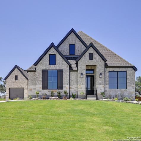 247 Violet Way Castroville TX 78009