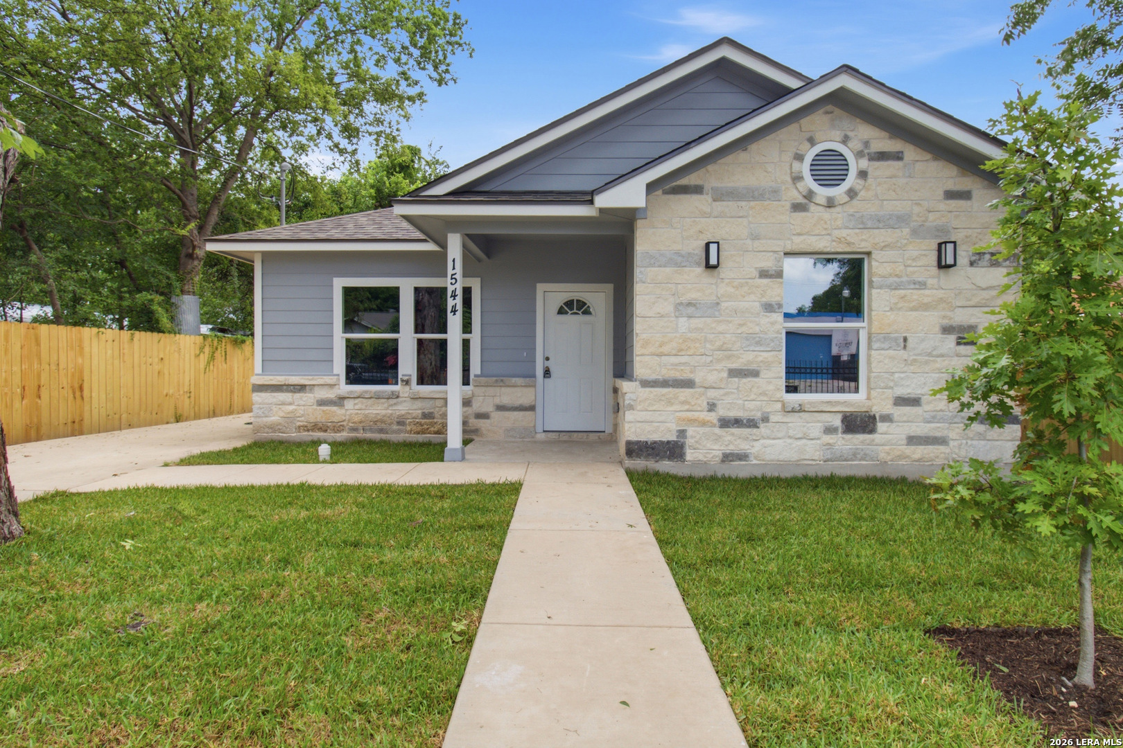 1544 Brighton San Antonio TX 78211