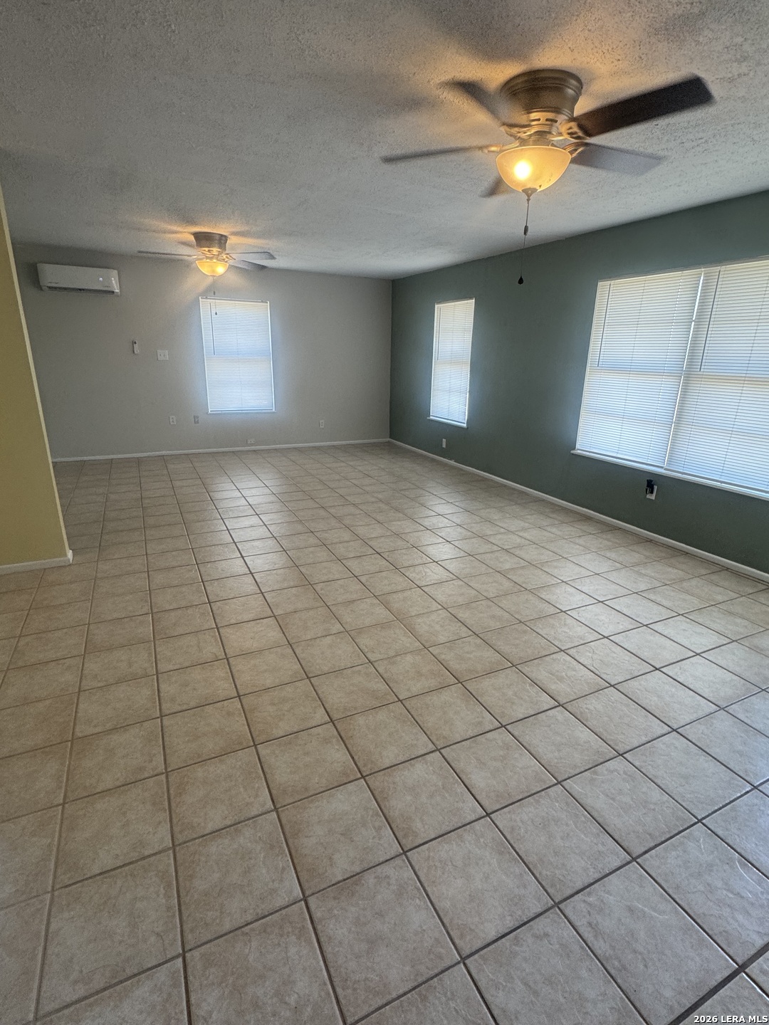 1713 S Pecan Pearsall TX 78061