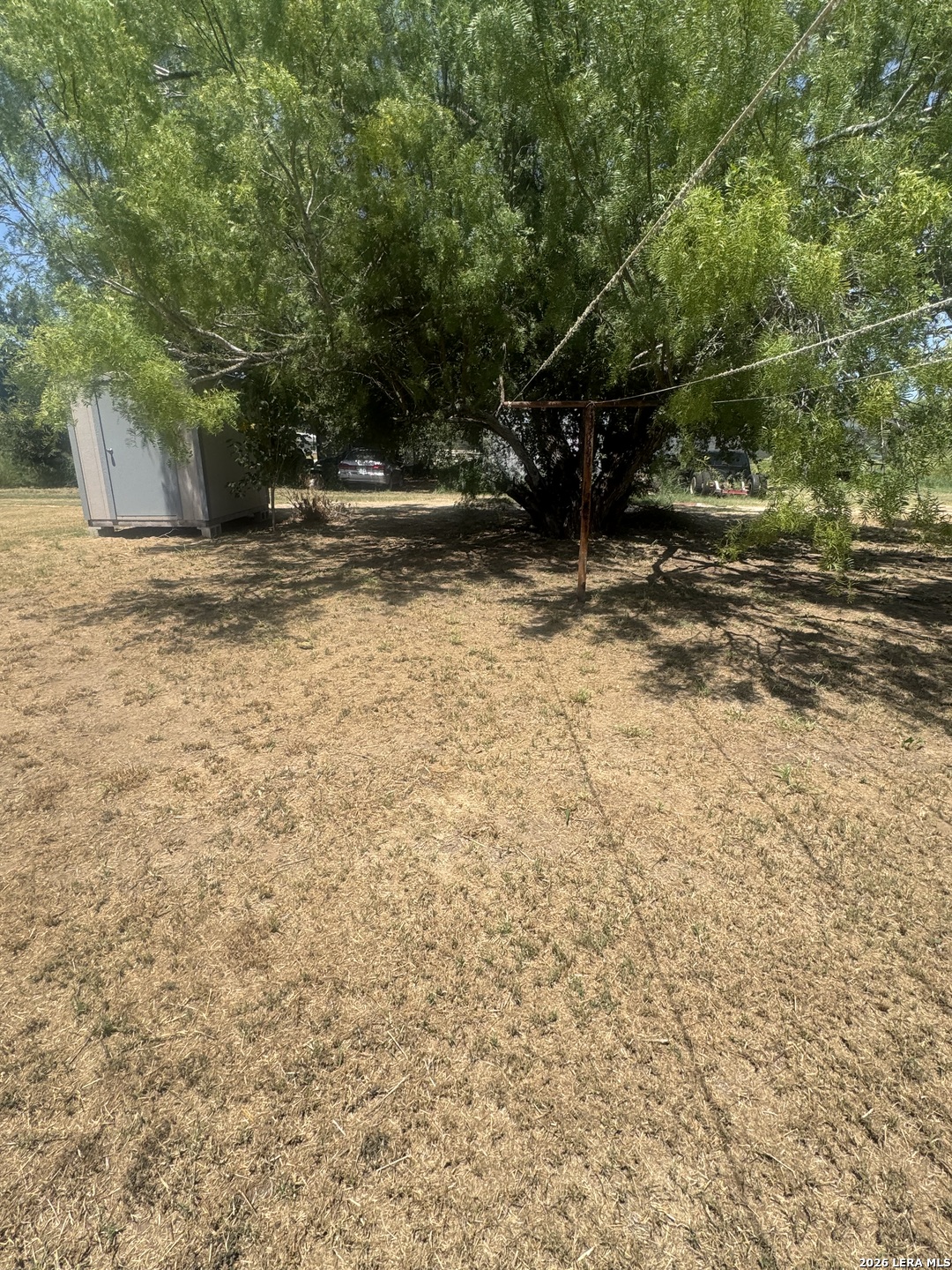1713 S Pecan Pearsall TX 78061
