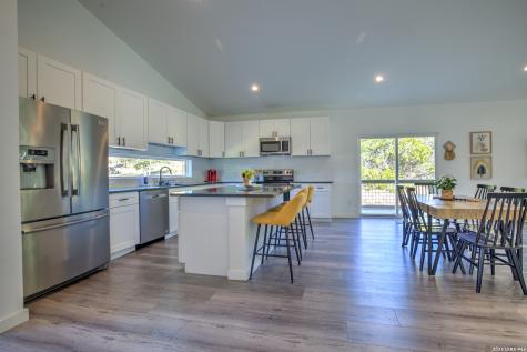 1827 Live Oak Canyon Lake TX 78133