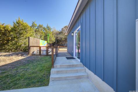 1827 Live Oak Canyon Lake TX 78133
