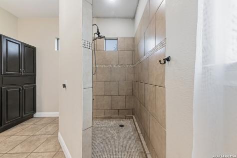 951 Private Road 3702 San Antonio TX 78253