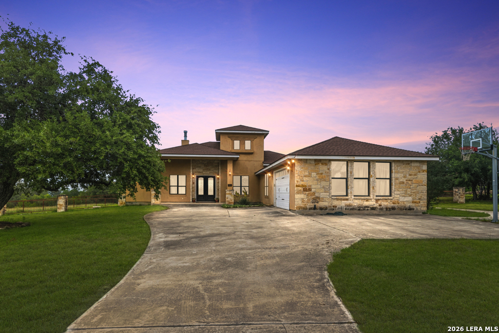 951 Private Road 3702 San Antonio TX 78253