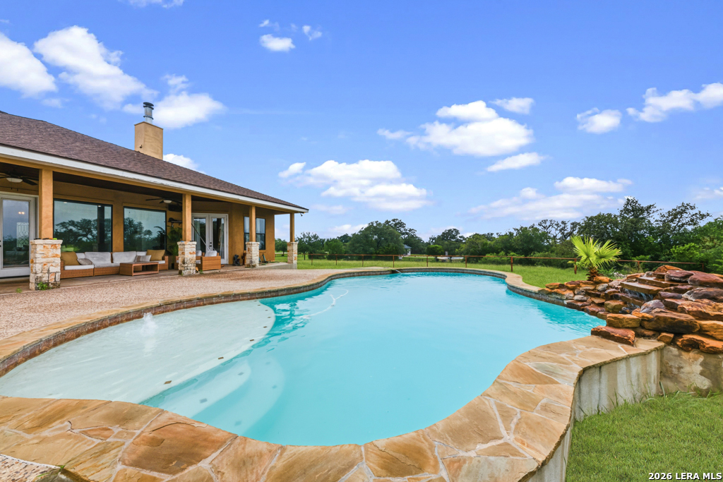 951 Private Road 3702 San Antonio TX 78253