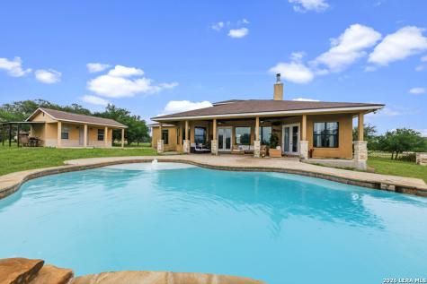 951 Private Road 3702 San Antonio TX 78253