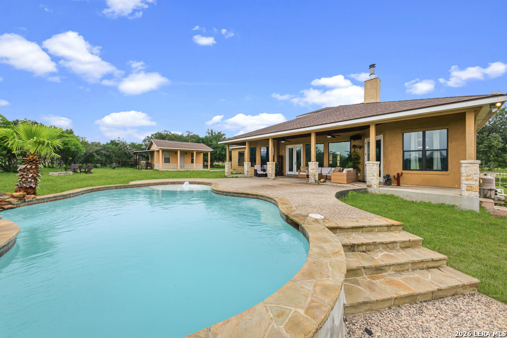 951 Private Road 3702 San Antonio TX 78253