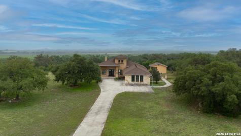 951 Private Road 3702 San Antonio TX 78253