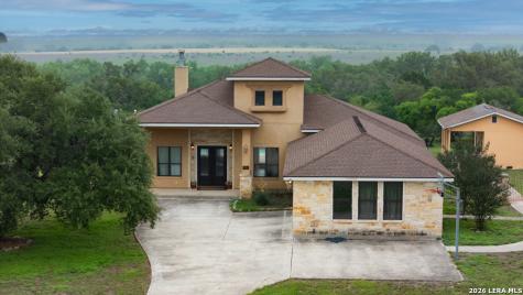951 Private Road 3702 San Antonio TX 78253