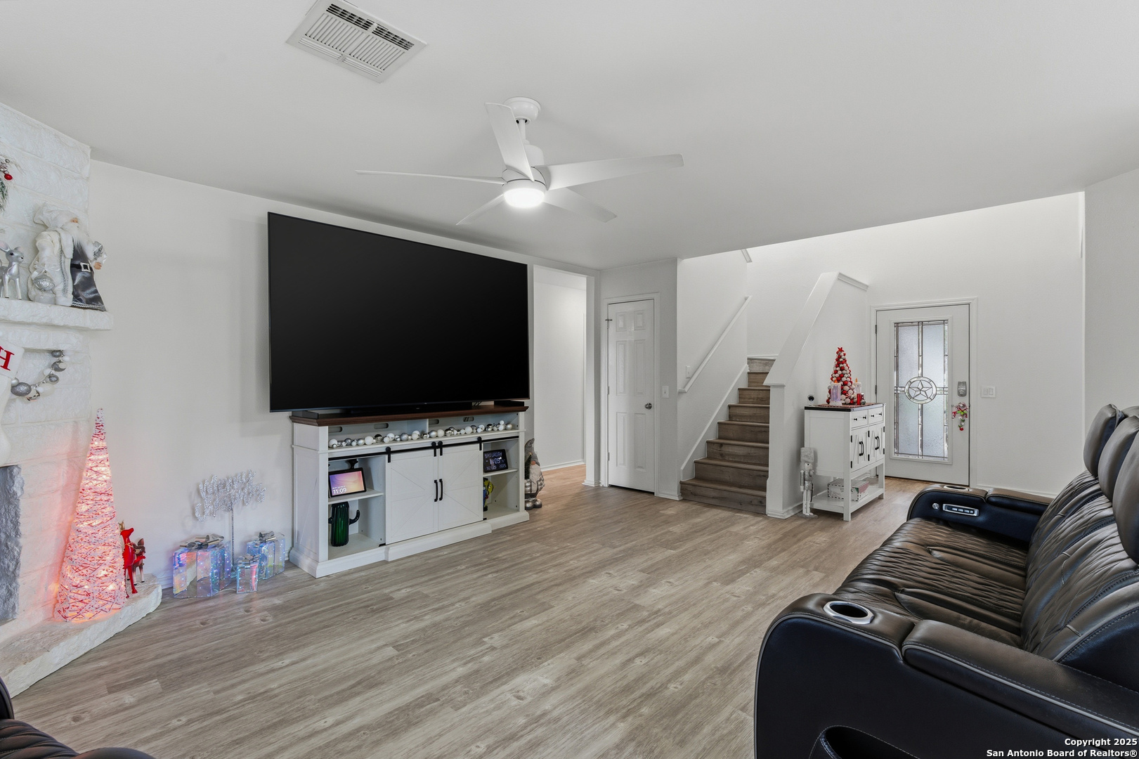 15718 Hastings Park Selma TX 78154