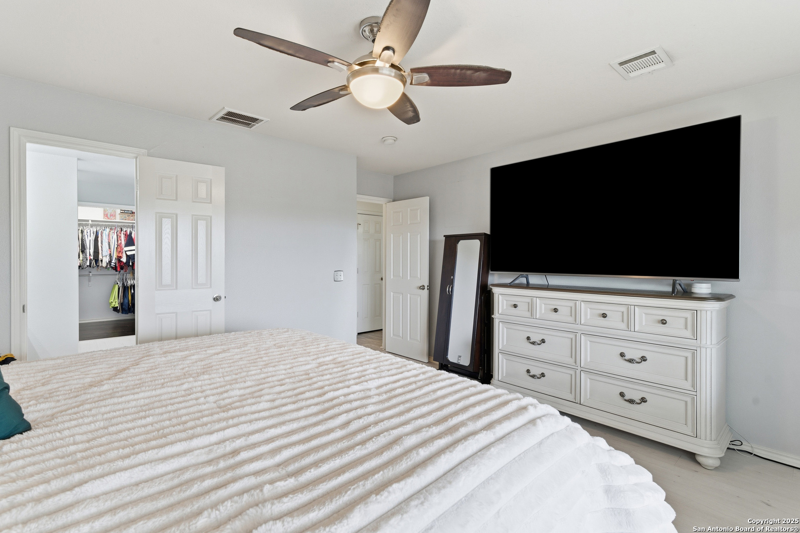 15718 Hastings Park Selma TX 78154