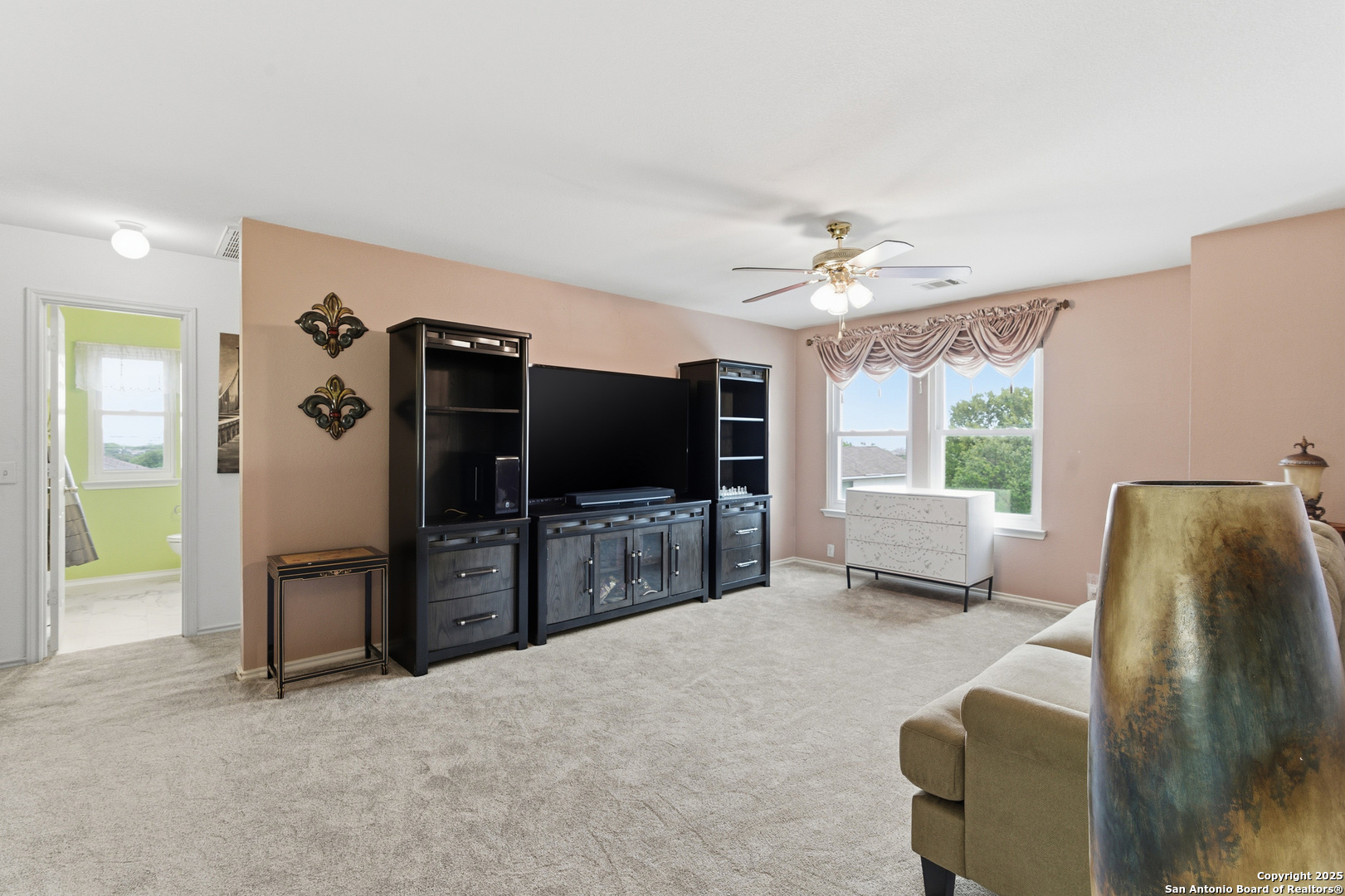 15718 Hastings Park Selma TX 78154