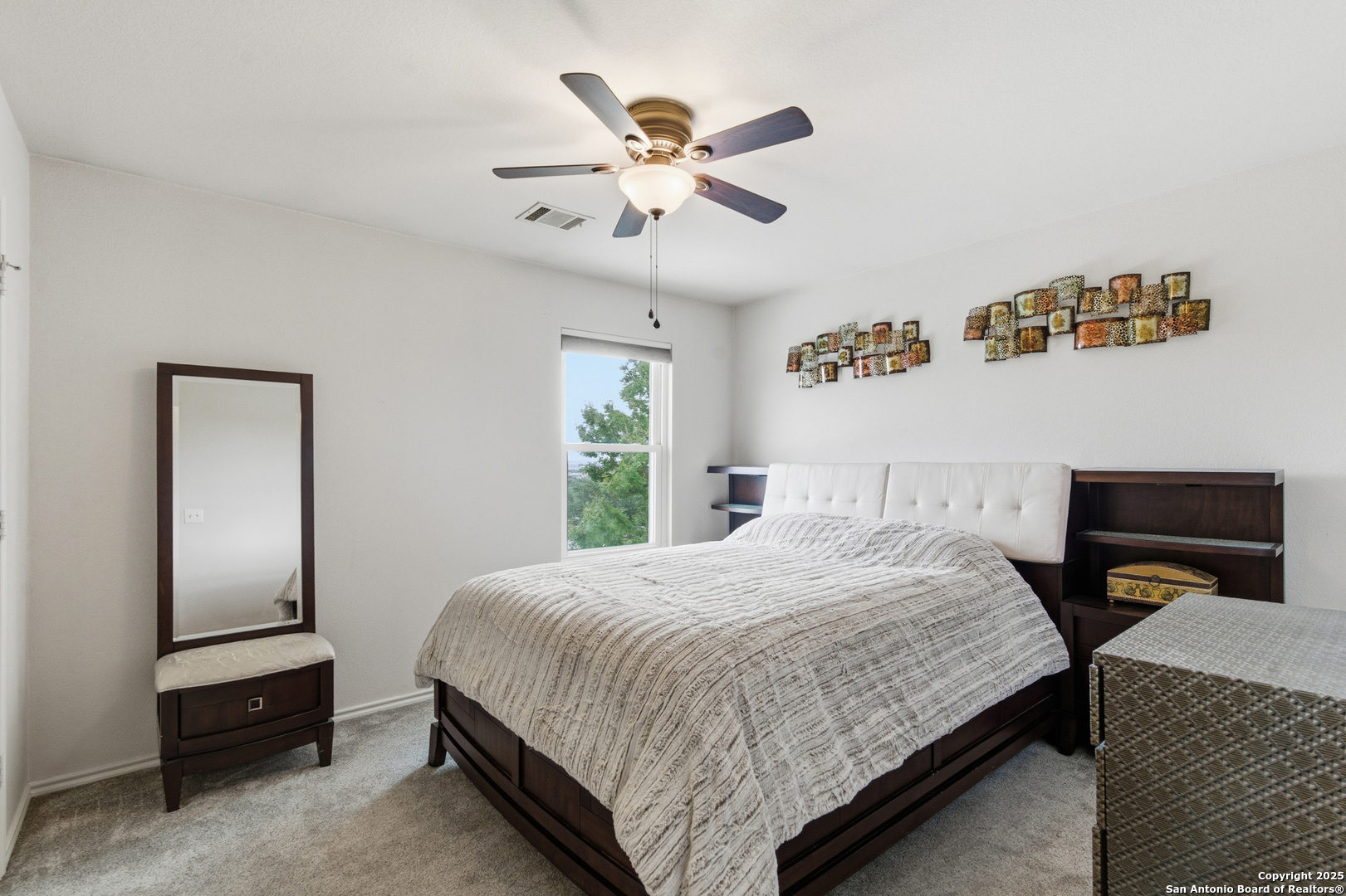15718 Hastings Park Selma TX 78154