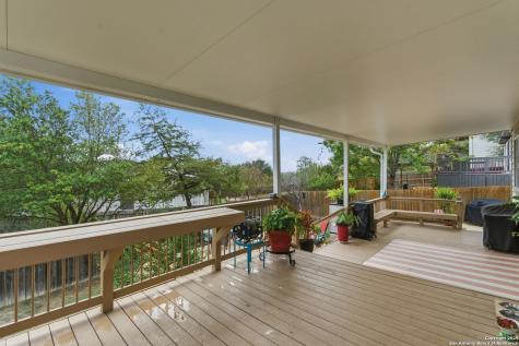 15718 Hastings Park Selma TX 78154