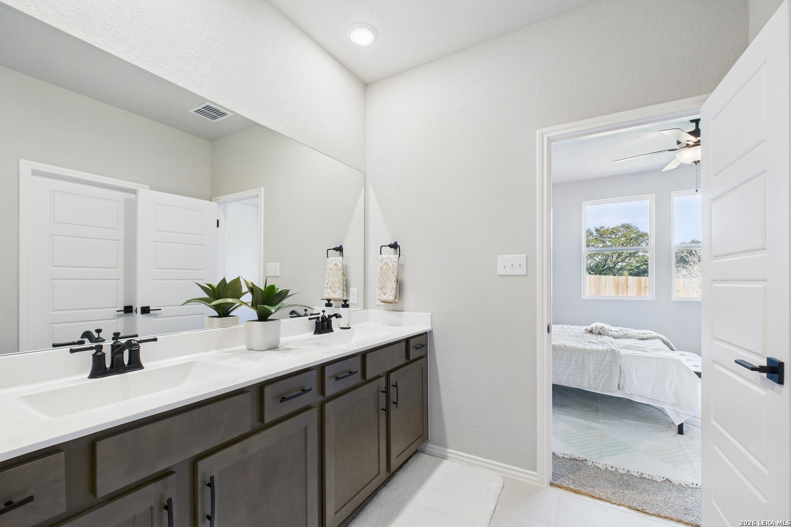 10406 Briceway Fall San Antonio TX 78254