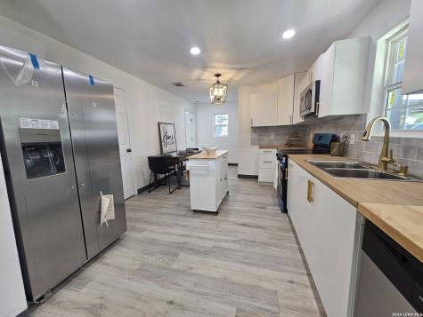 5049 Blue Bonnet Seguin TX 78155