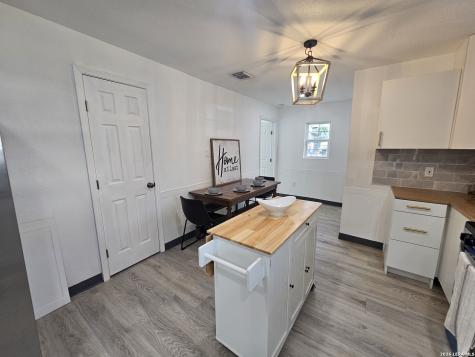 5049 Blue Bonnet Seguin TX 78155