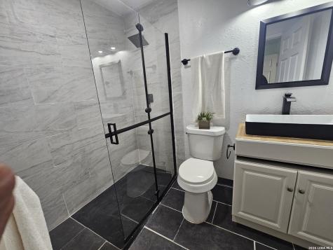 5049 Blue Bonnet Seguin TX 78155