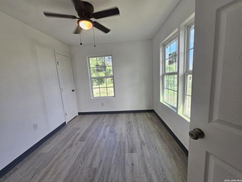 5049 Blue Bonnet Seguin TX 78155
