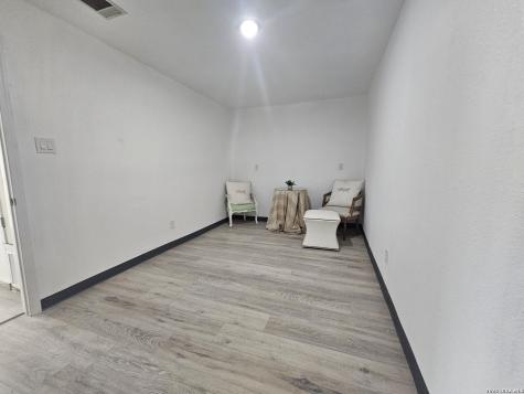 5049 Blue Bonnet Seguin TX 78155