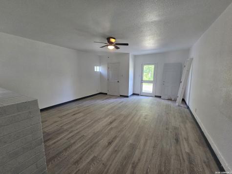 5049 Blue Bonnet Seguin TX 78155