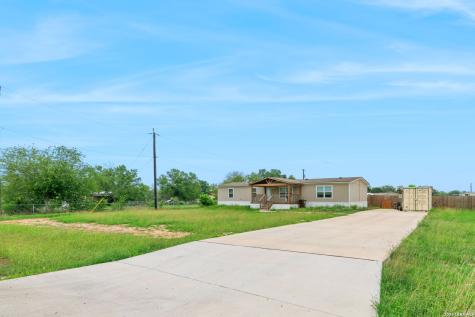 12606 Toro Drive Atascosa TX 78002