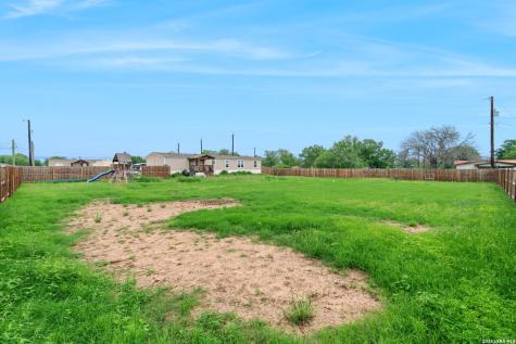 12606 Toro Drive Atascosa TX 78002