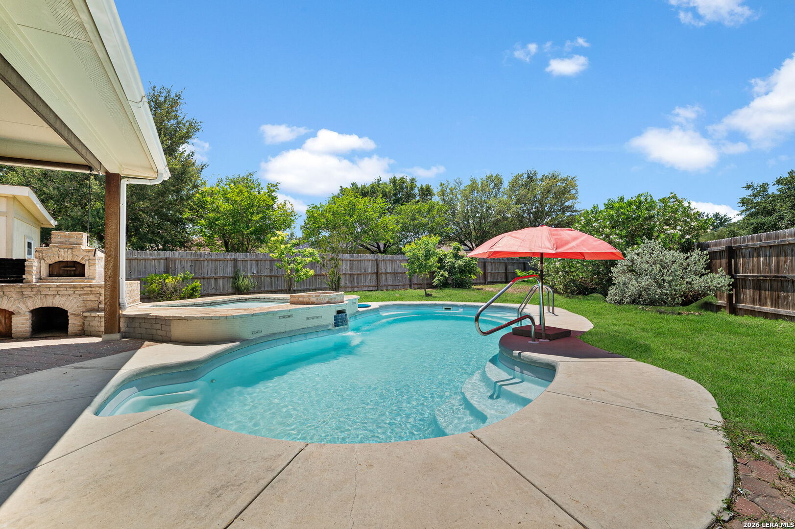 10203 Divide Mount San Antonio TX 78223