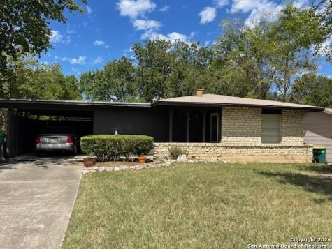 12322 Trailing Oaks Street Live Oak TX 78233