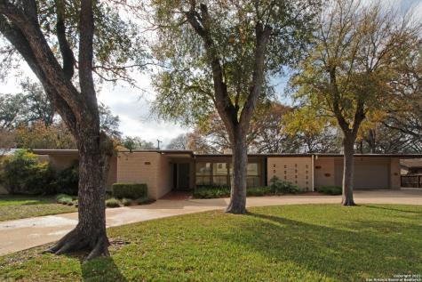 1308 Spanish Oaks San Antonio TX 78213