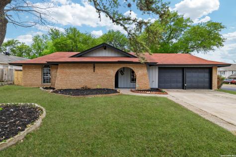 4302 Shallow Water San Antonio TX 78233