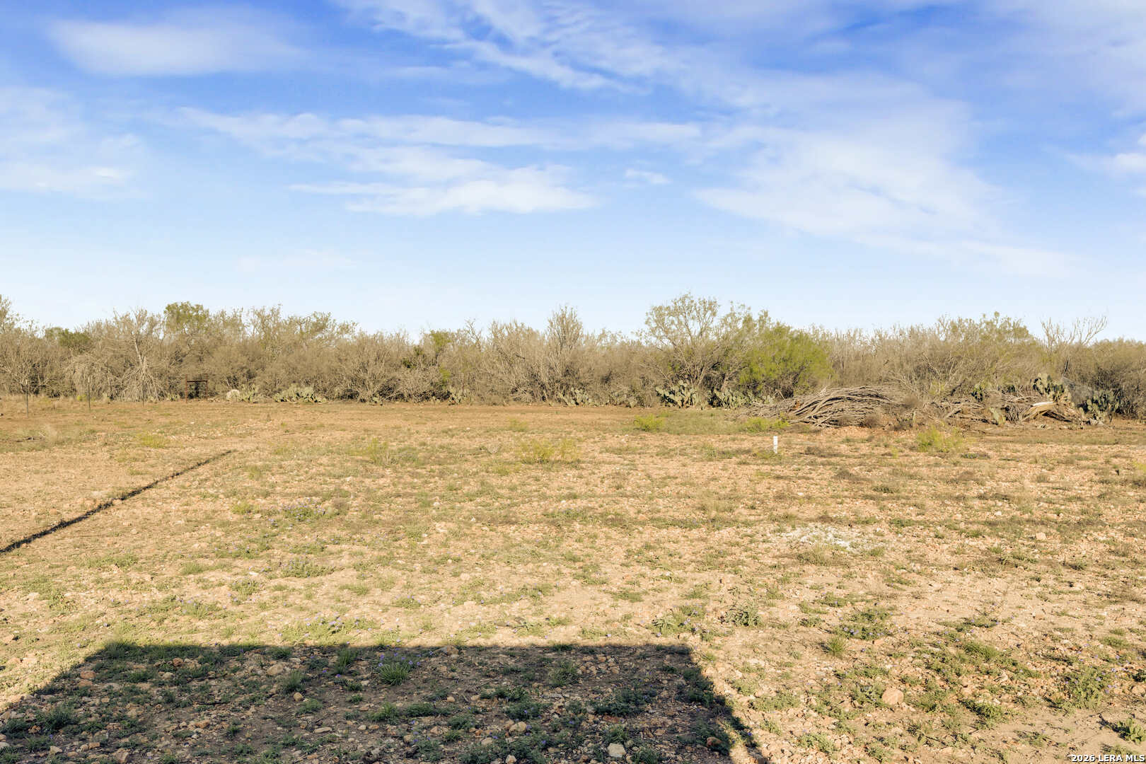 2811 County Road 467 Devine TX 78016