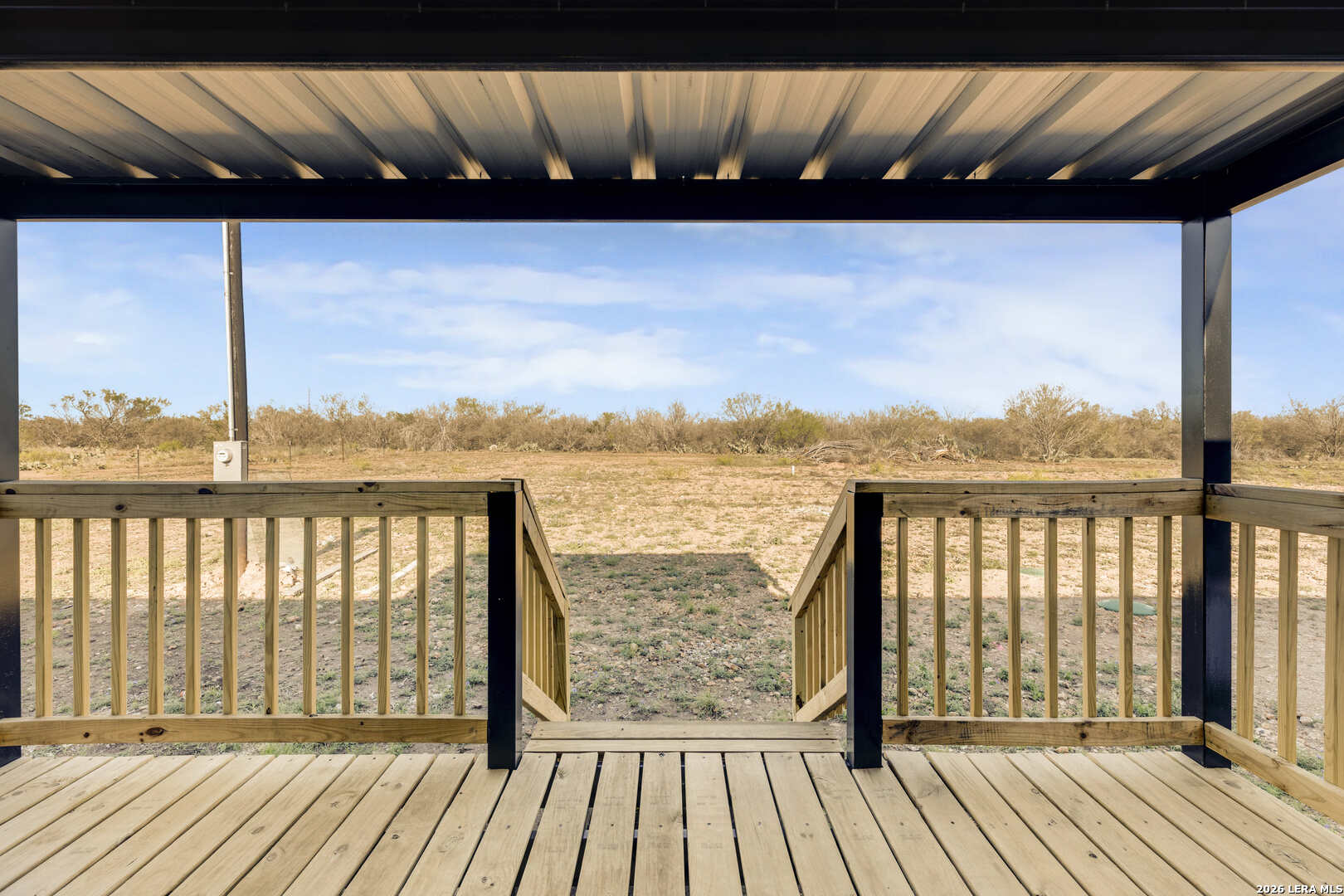 2811 County Road 467 Devine TX 78016