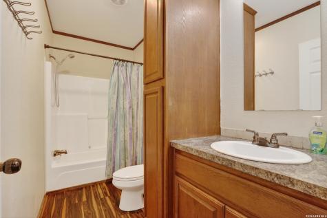 1298 County Road 425 Stockdale TX 78160