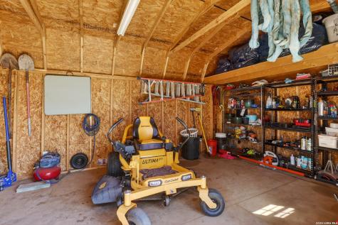 1298 County Road 425 Stockdale TX 78160