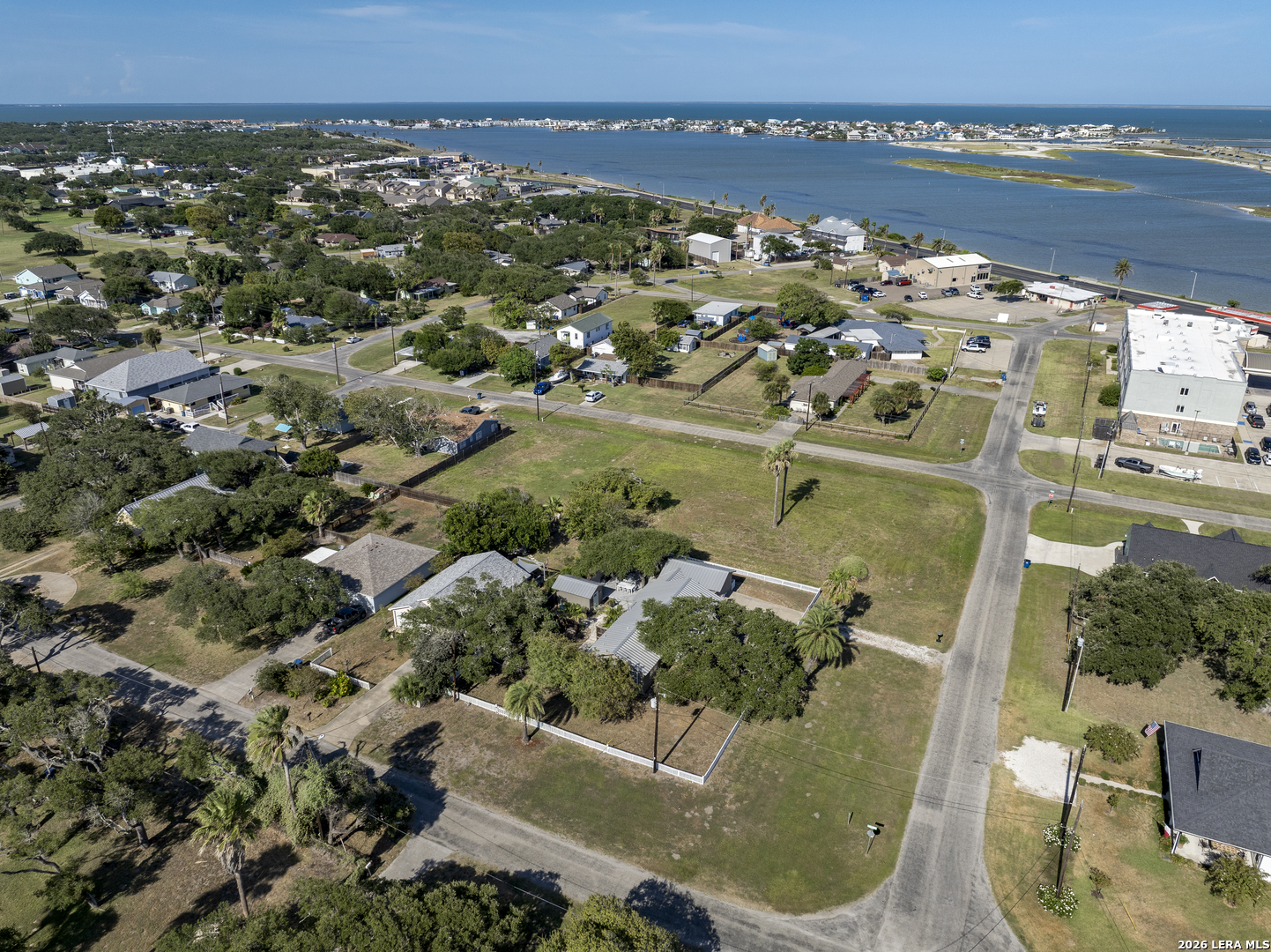 1302 E Cedar Street Rockport TX 78382