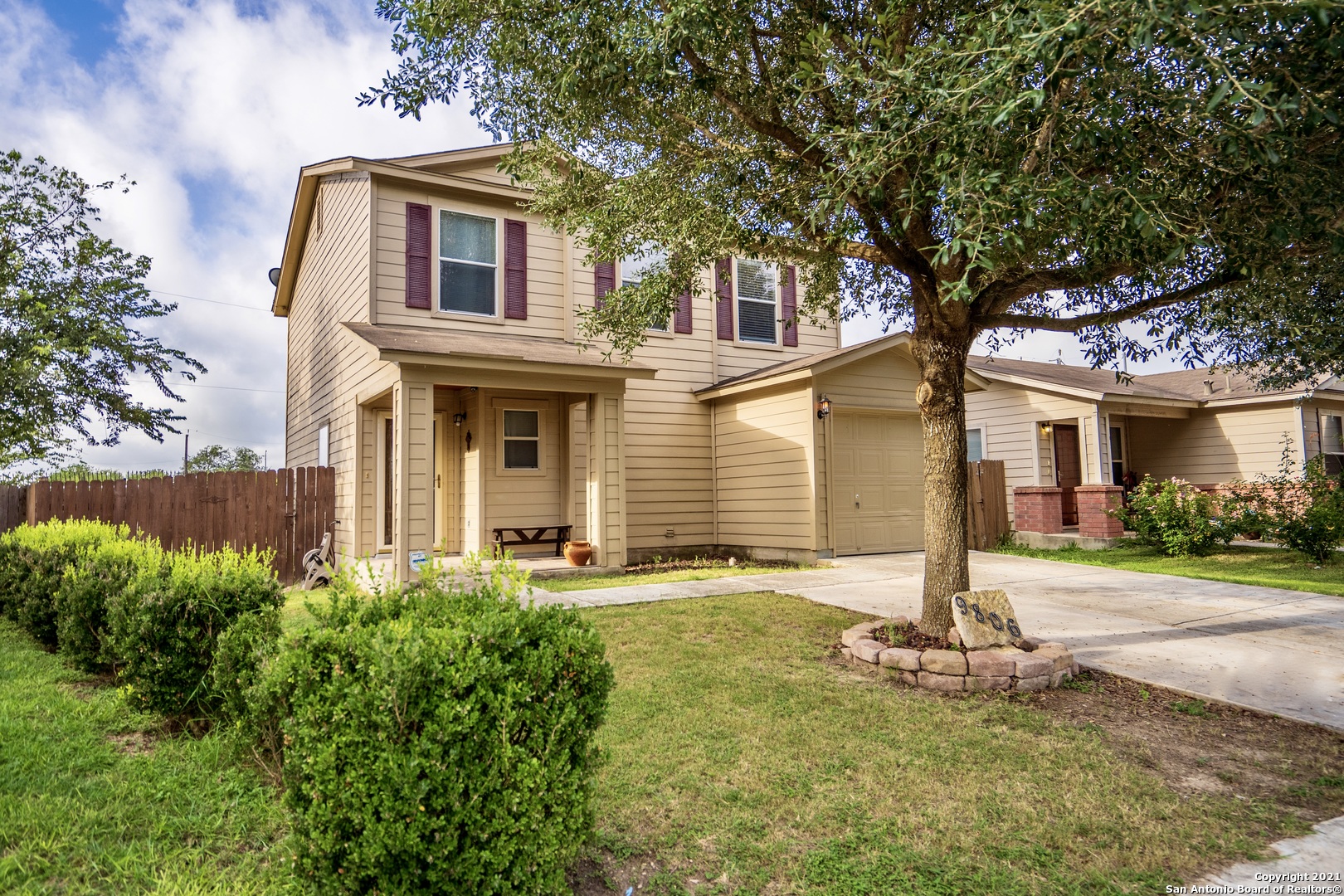 9806 Hawksbill Peak San Antonio TX 78245