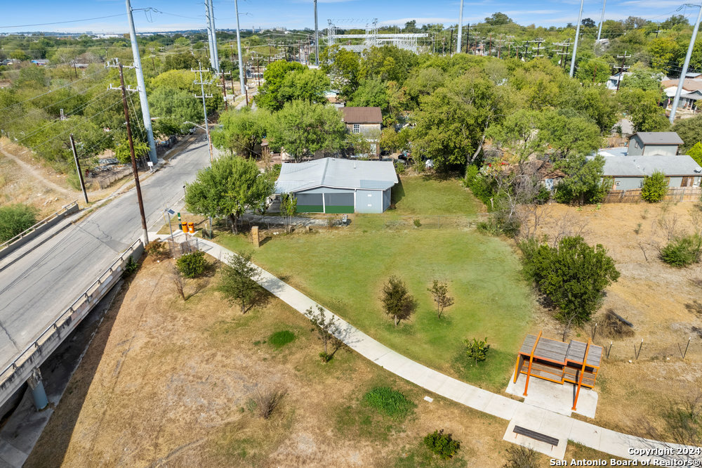 332 N San Ignacio Avenue San Antonio TX 78237