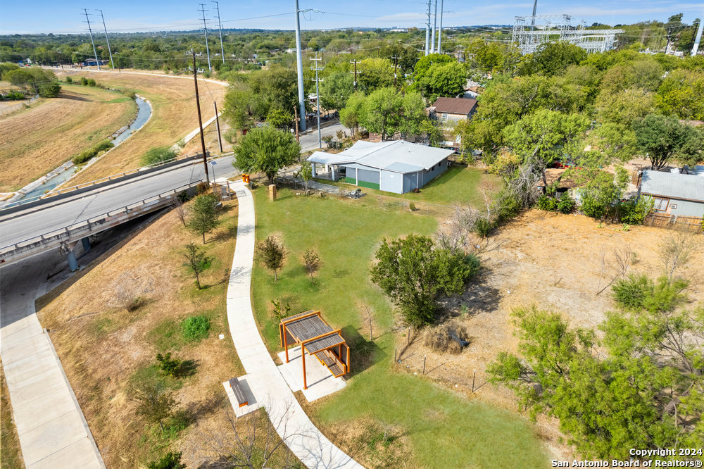 332 N San Ignacio Avenue San Antonio TX 78237