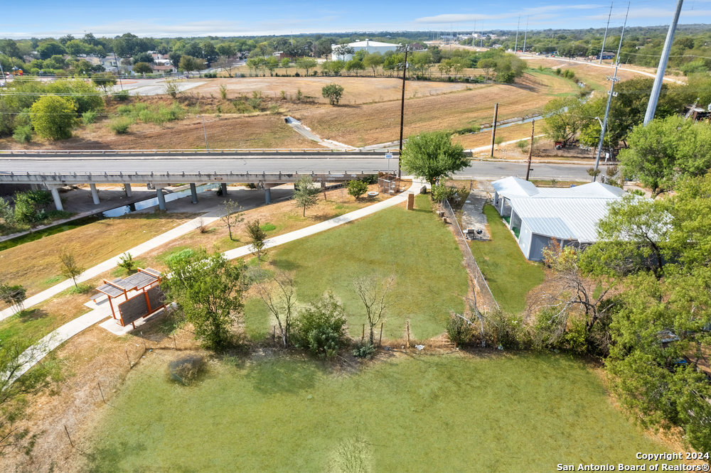 332 N San Ignacio Avenue San Antonio TX 78237
