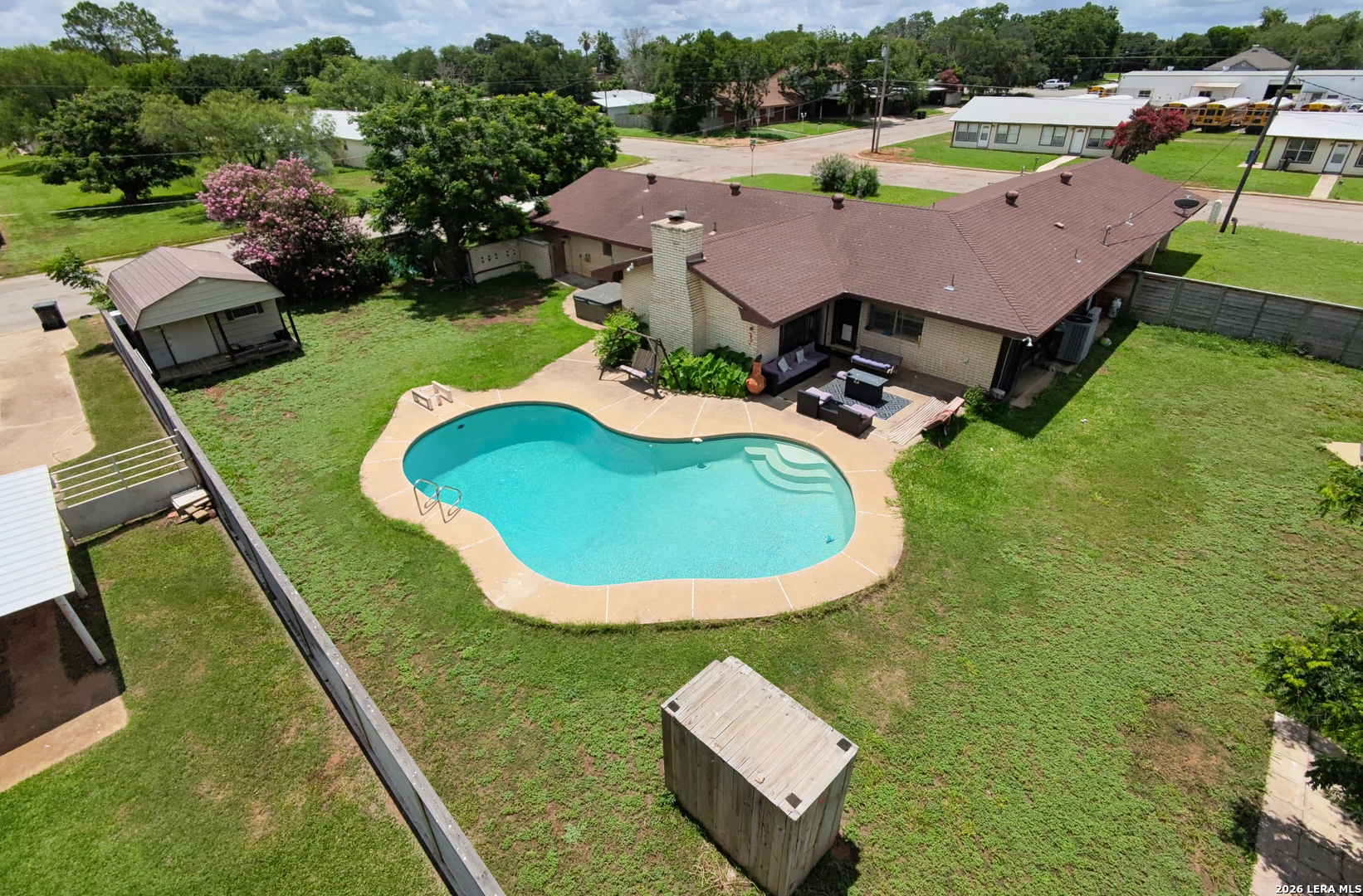 717 E. Brazos Pearsall TX 78061