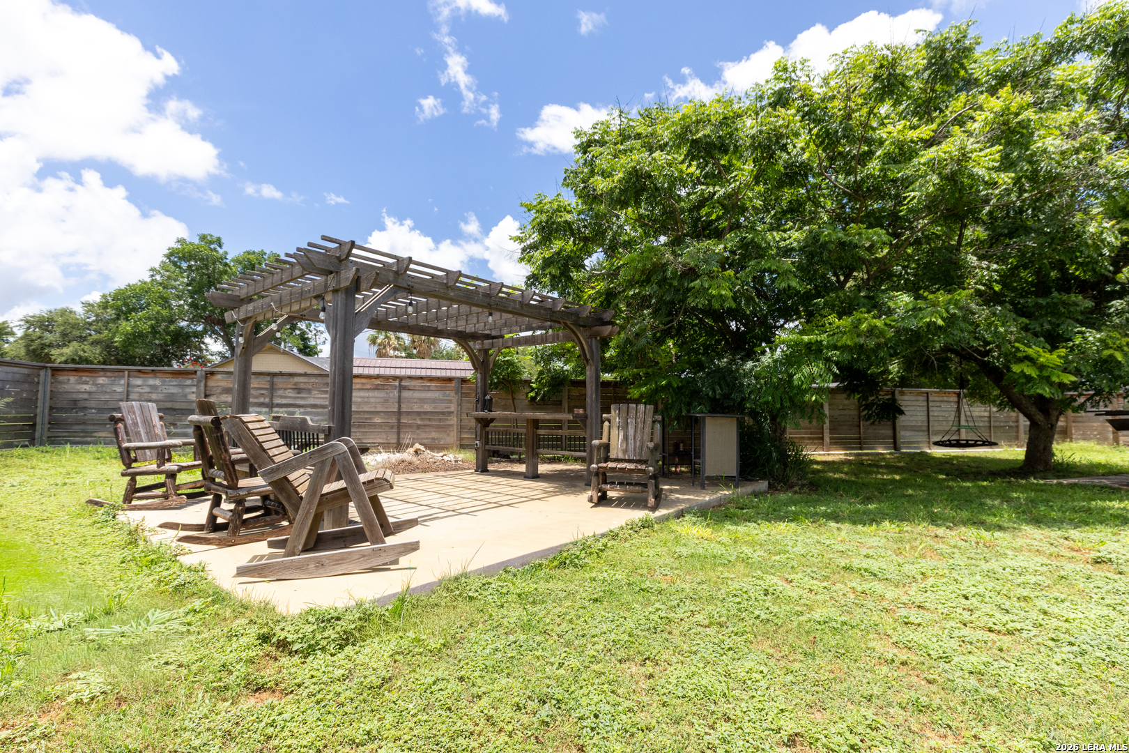 717 E. Brazos Pearsall TX 78061