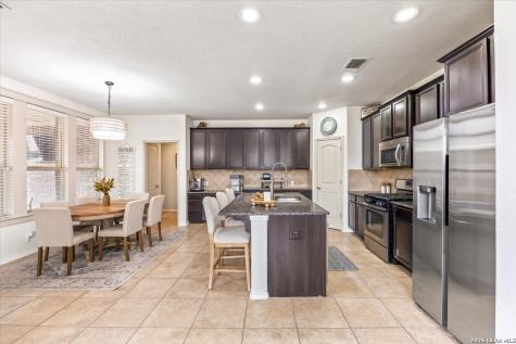25511 Hopi Dawn San Antonio TX 78261